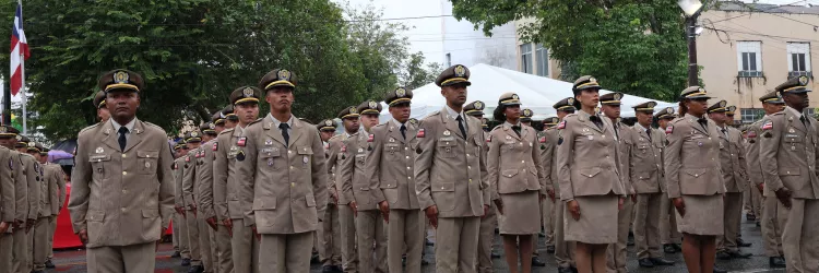Nova lei garante condições especiais de promoção para policiais e bombeiros militares da Bahia