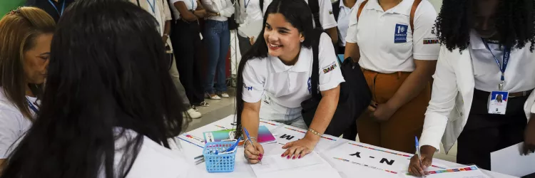 VI Seminário de Projetos de Melhoria do Projeto Primeiro Emprego reúne beneficiários em Salvador