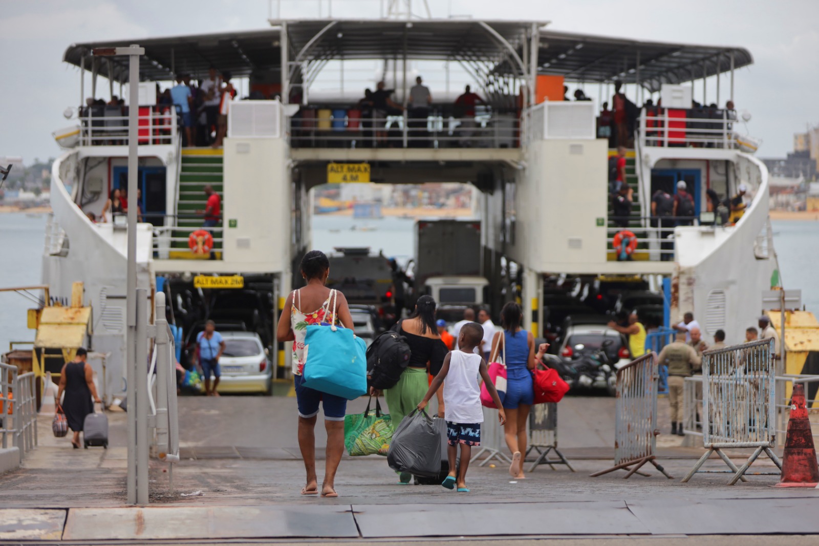 Embarque de passageiros Ferry