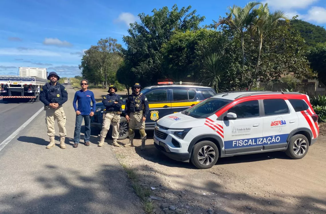 Imagem da equipe em operação de fiscalização