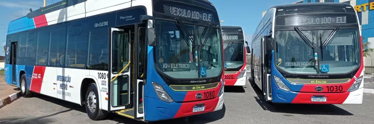 quadro de horários das linhas 913 e 922