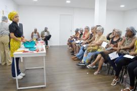 Oficina de pão delícia reúne empreendedoras na sede do Coletivo Bahia Pela Paz de Águas Claras