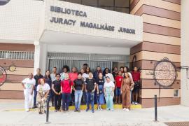 Coletivos Bahia Pela Paz levam jovens para conhecer a Biblioteca Juracy Magalhães em Salvador
