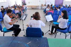 Parceria entre Bahia Pela Paz e OSBA amplia acesso à cultura de jovens acompanhados pelos Coletivos Bahia Pela Paz de Camaçari