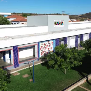 Bahia pela Paz: Entrega de colégio estadual em Riacho de Santana consolida Educação no Velho Chico