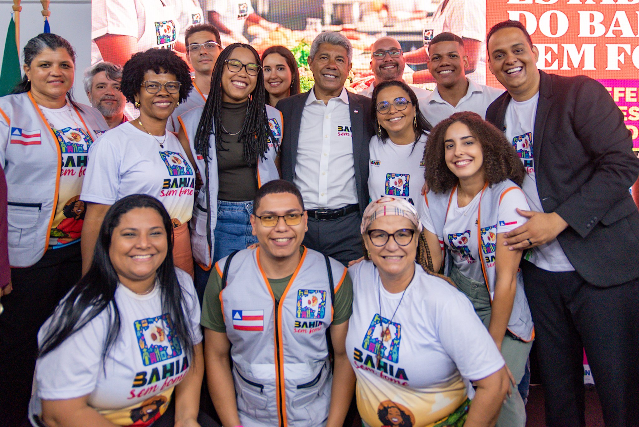 Governador Jerônimo Rodrigues regulamenta Programa Bahia Sem Fome por meio de decreto inédito 