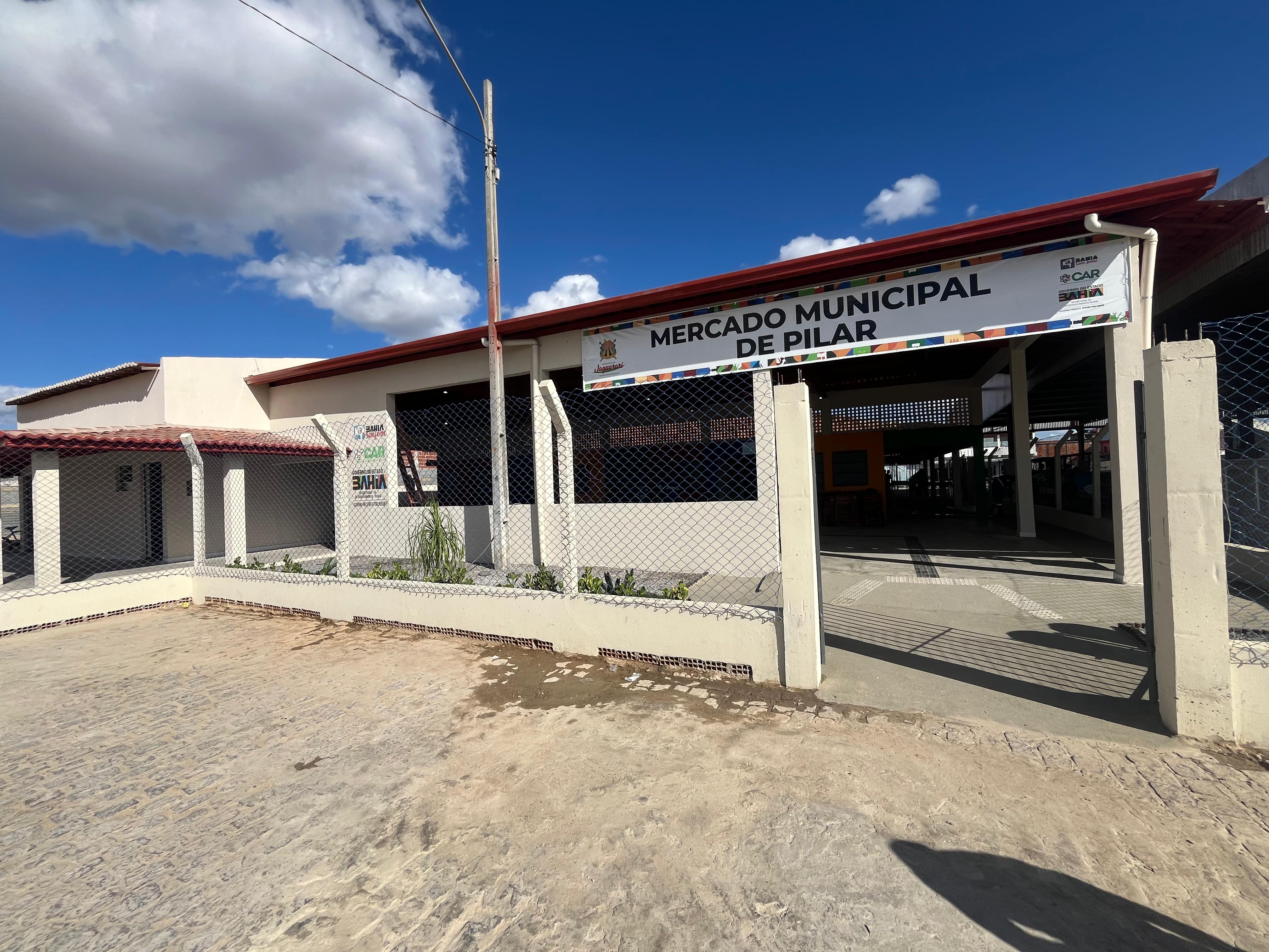 Entrega de mercado municipal dinamiza economia em Jaguarari