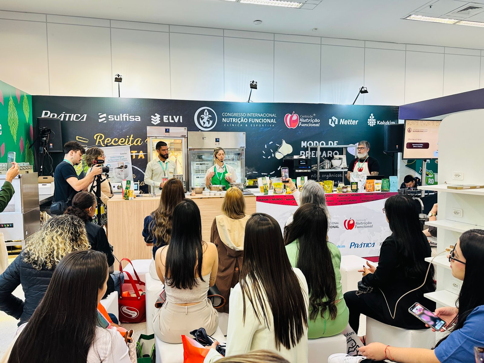 Macarrão de milho não transgênico da agricultura familiar baiana conquista espaço em congresso internacional de nutrição