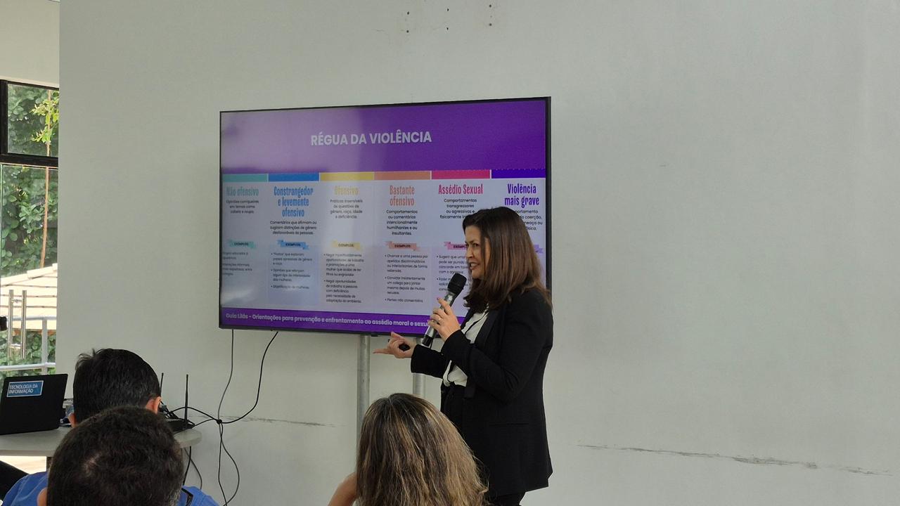  CAR promove palestra sobre combate ao assédio durante a Semana da Saúde do Servidor