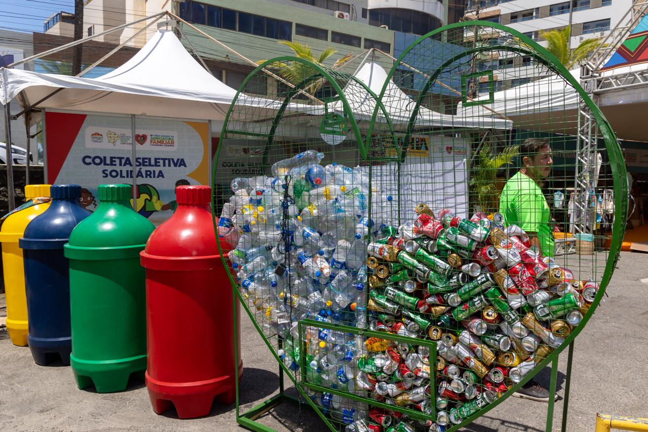 Feira Baiana da Agricultura Familiar reforça práticas sustentáveis com inclusão de coleta seletiva de resíduos orgânicos