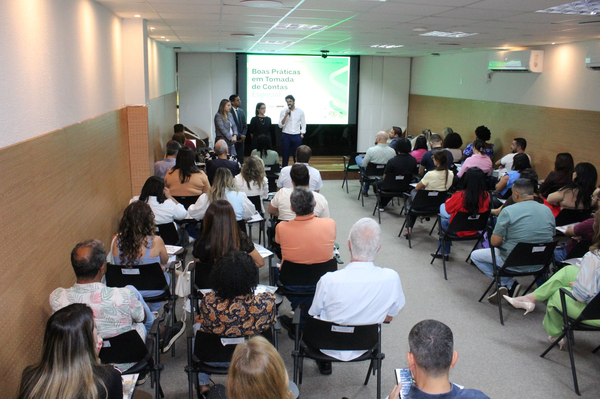 Fortalecer a prestação de contas aos órgãos de controle 