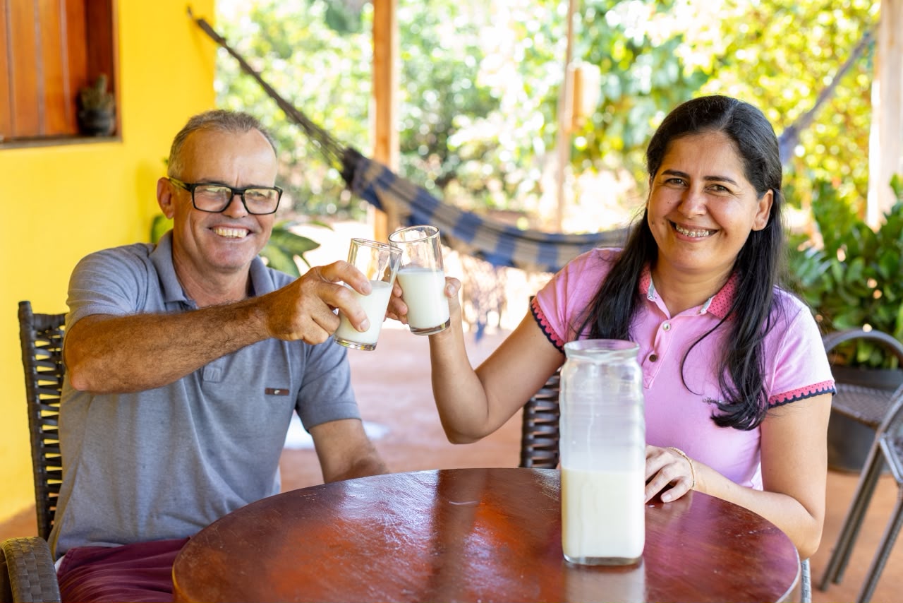 Leite transforma a vida de famílias agricultoras no Oeste da Bahia