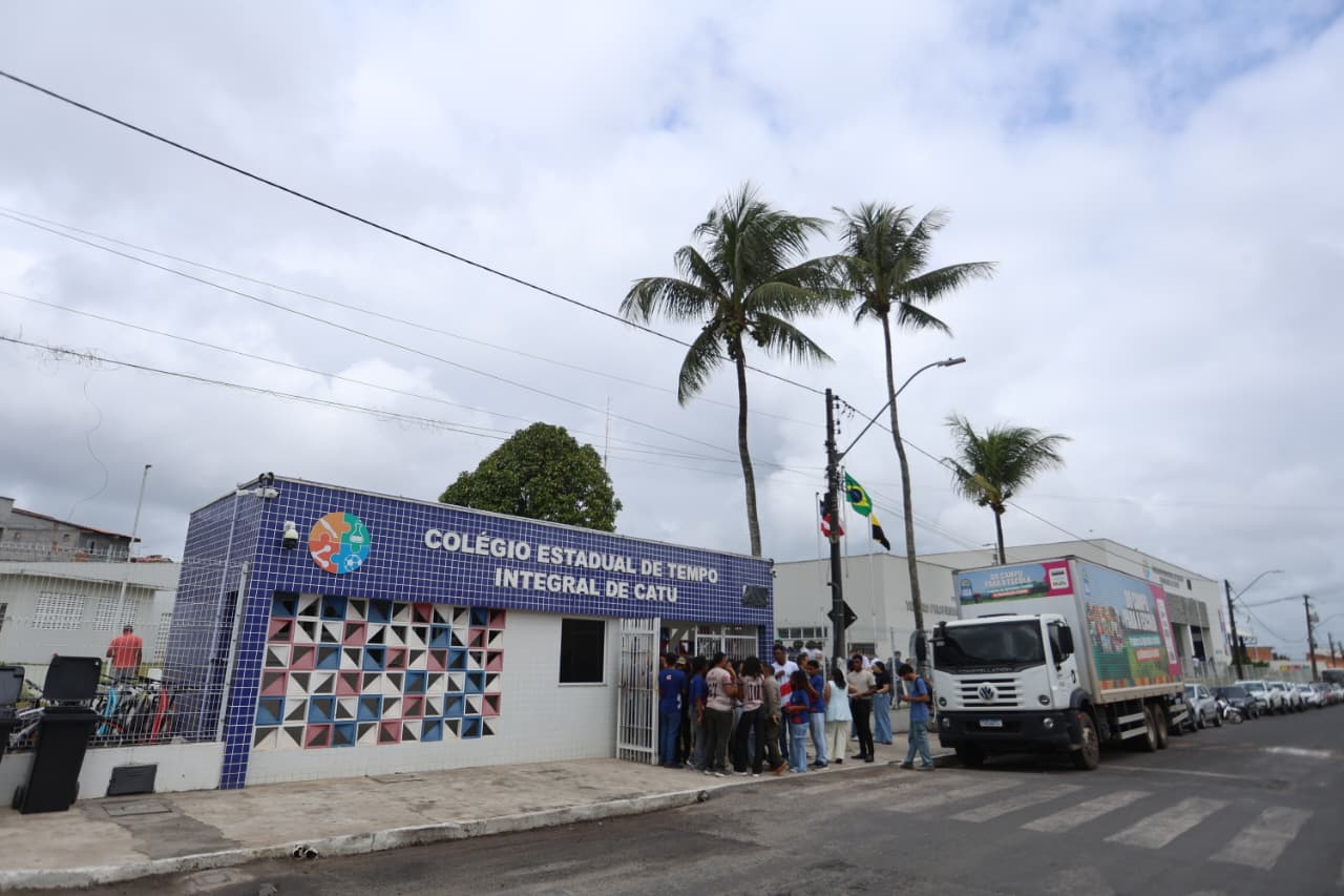 Chamada Pública para mais de 1.700 escolas estaduais
