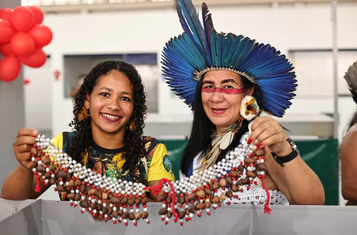 Renda em comunidades indígenas