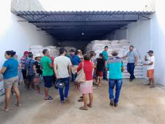 Mais de 33 mil famílias do Semiárido baiano são beneficiadas com entrega de milho para ração animal (2).jpeg