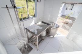 Unidade de beneficiamento de leite em Tanquinho recebe certificação SIM e amplia comercialização de produtos (5).jpeg