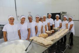 Modernização de feira livre e nova unidade de mandioca fortalecem a agricultura familiar em Fátima (6).jpeg