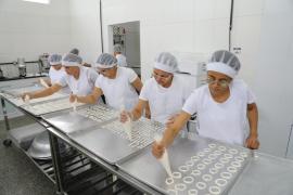 Modernização de feira livre e nova unidade de mandioca fortalecem a agricultura familiar em Fátima (8).jpeg