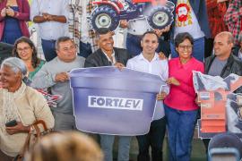 Governo da Bahia entrega máquinas da agricultura familiar de 18 municípios - Foto Ítalo Oliveira-SDR (6).jpg