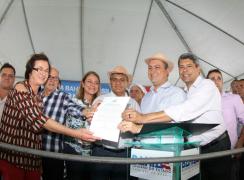 27904442151_63ed9d8507_o-ipi3