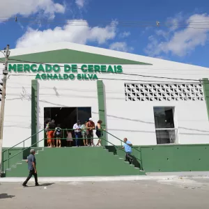 Governo da Bahia entrega Mercado Municipal de Jaguaquara e amplia oportunidades para agricultura familiar