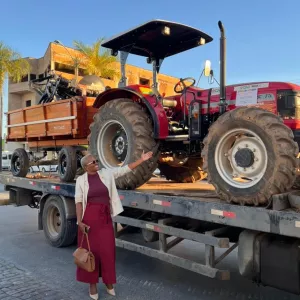 Oeste da Bahia recebe agroindústria do mel, máquinas agrícolas e novos investimentos para o desenvolvimento rural