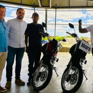 Consórcio do Território do Sertão Baiano recebe motocicletas
