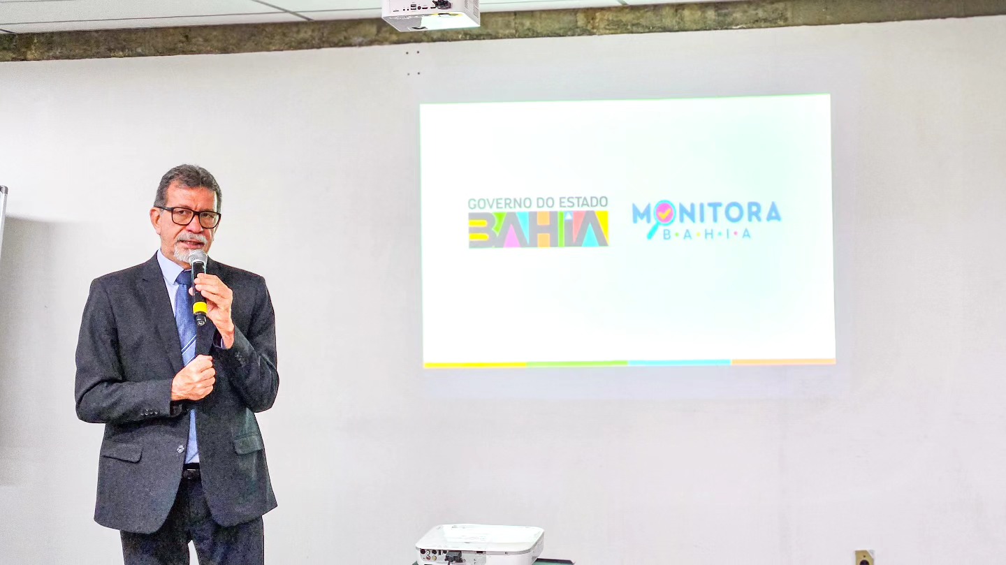 Foto do secretário da Casa Civil 