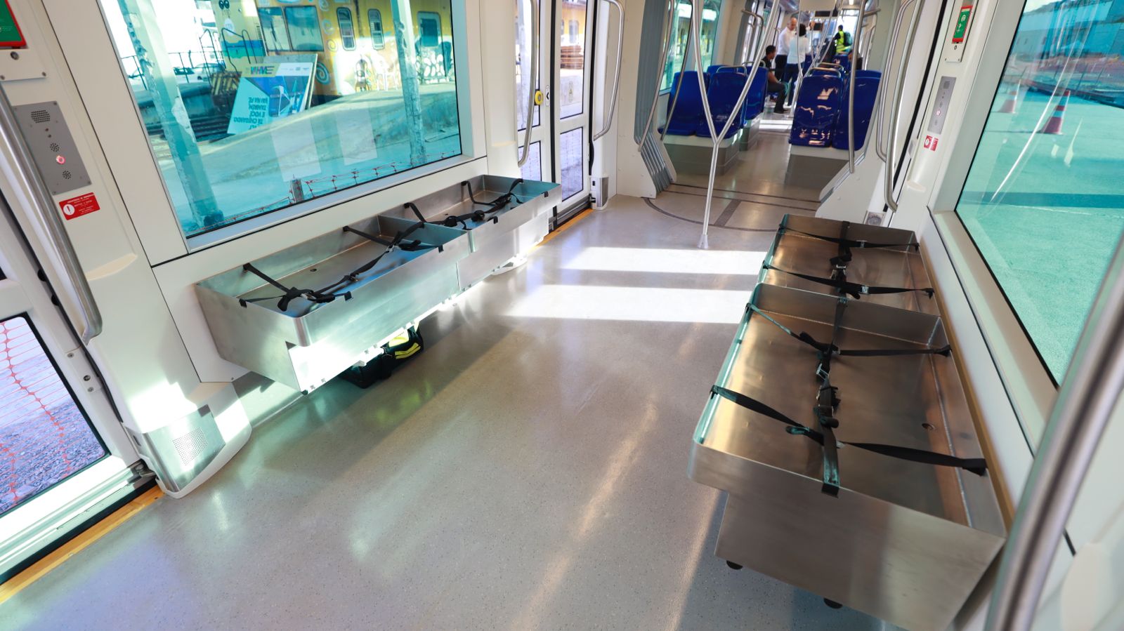 imagem dos locais no trem 