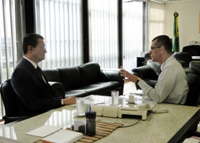 Rui_costa_e_pres_do_incra_celso_lacerda