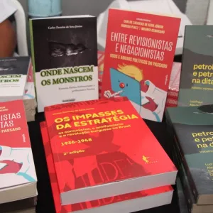 LIVROS