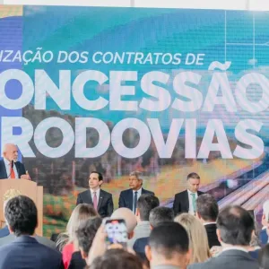 lula fala para publico