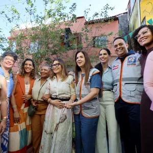 Foto de Janja secretárias de governo e primeira dama da Bahia