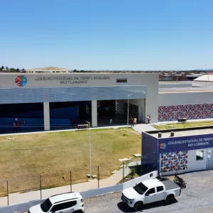 imagem aérea da nova unidade escolar 