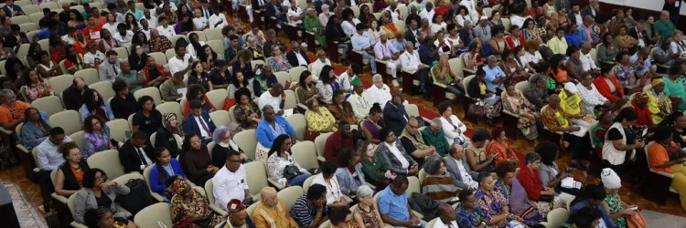 Reitoria cheia na ConferÊncia