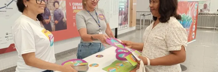 Atendimento para mulheres no metrô