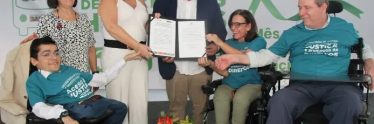 Assinatura de parceria