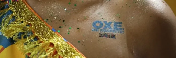 Mulher com selo Oxe me respeite