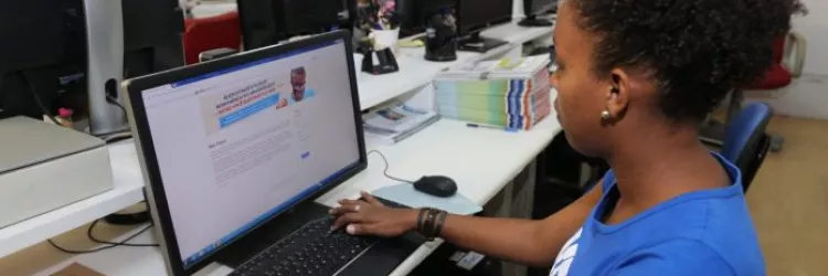 Estudantes do novo colégio