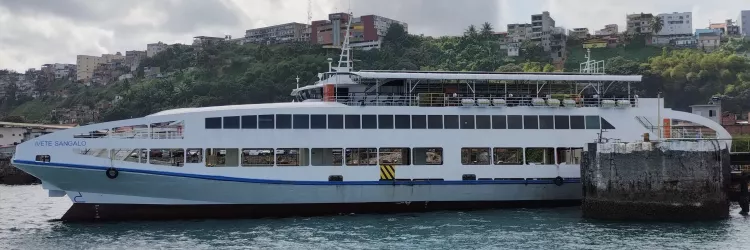 foto de embarcação 