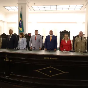 Chefe da CMG compõe mesa do TJBA em homenagem aos 200 anos da PMBA