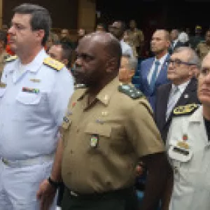 Curso extensão de Defesa Nacional