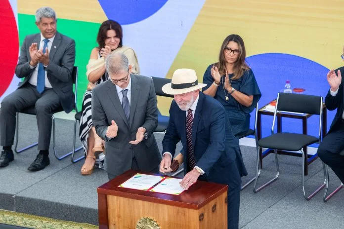 Governador Jerônimo Rodrigues participa da cerimônia de posse do novo ministro da Secom, em Brasília
