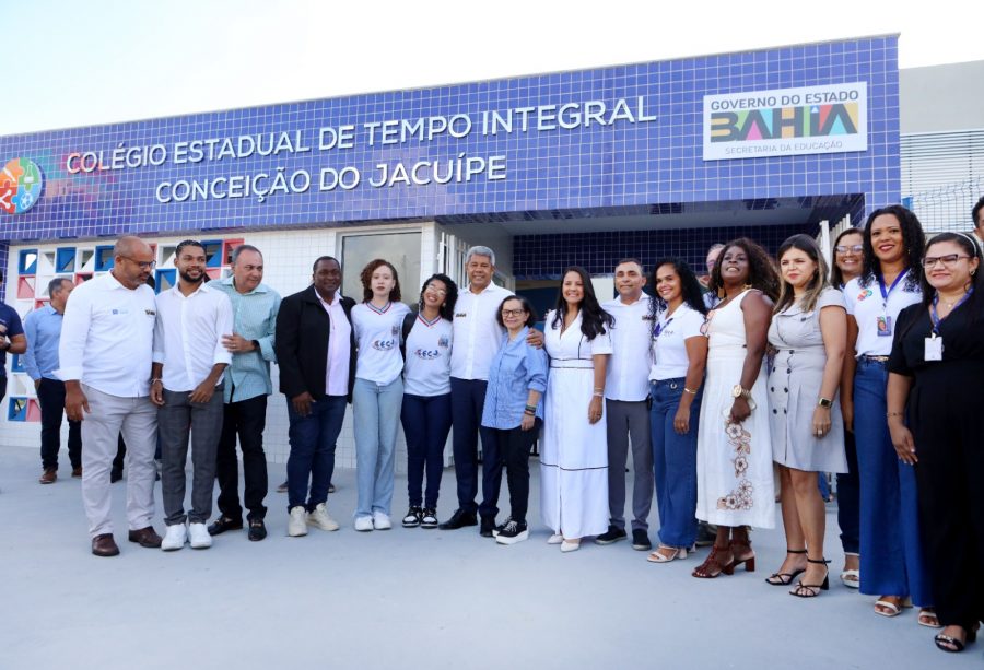 Início do ano letivo 2025 da rede estadual é marcado por entrega de escola de tempo integral e anúncios para a educação