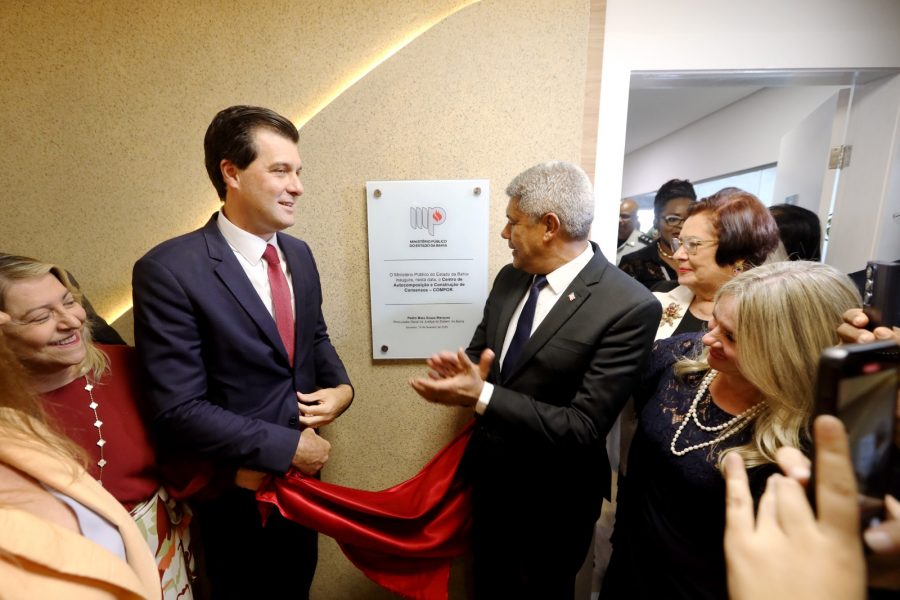 Centro voltado à solução consensual de conflitos é inaugurado no CAB