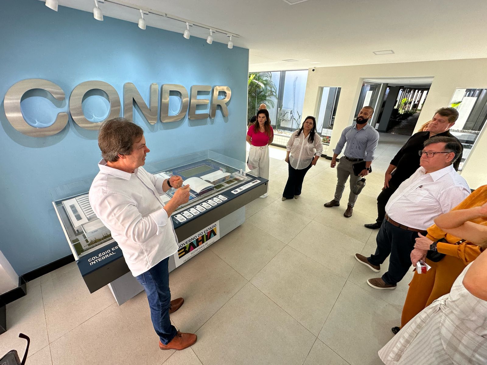 Comitiva de Brasília desembarca na Conder em busca de soluções para aprimorar e agilizar obras públicas