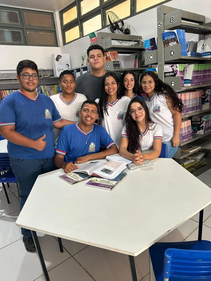 Projeto promove campanha para preservação do patrimônio escolar em Bom Jesus da Lapa