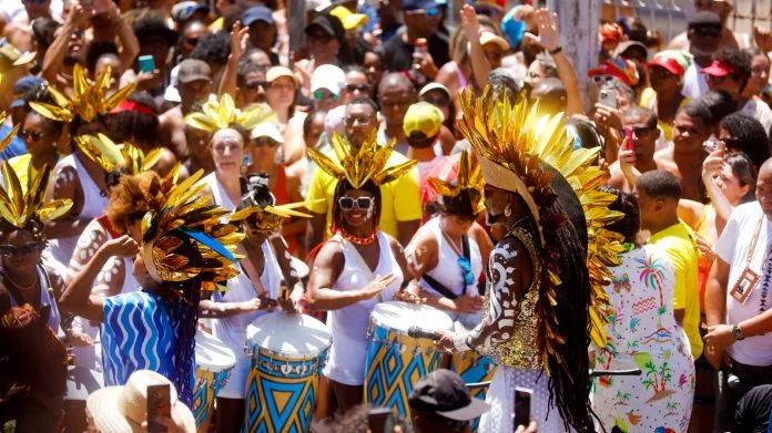 Brown celebra 30 anos de arrastão no circuito Dodô
