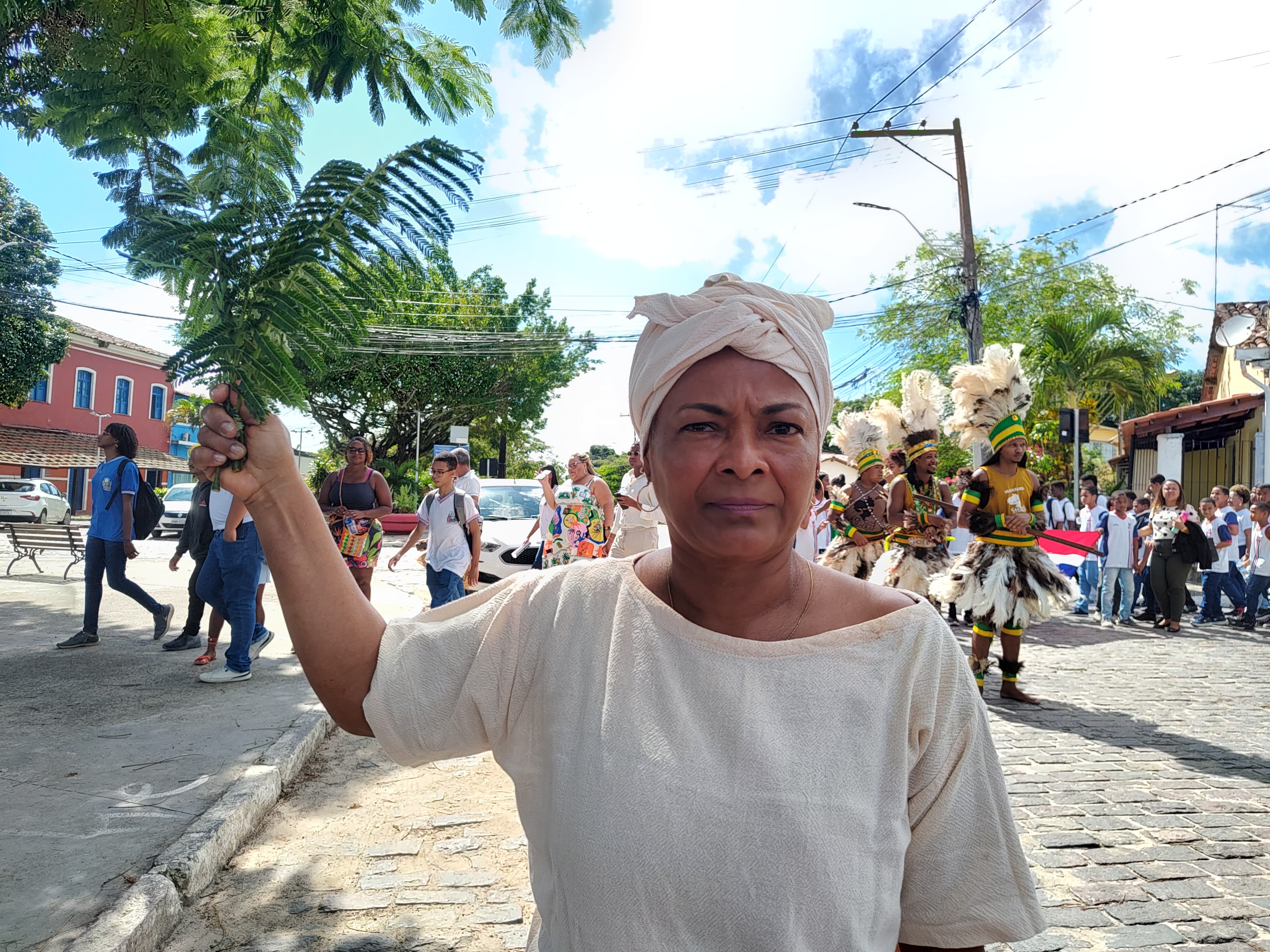 Biblioteca Juracy Magalhães Jr. realiza Caminhada Cívica pelas ruas de Itaparica