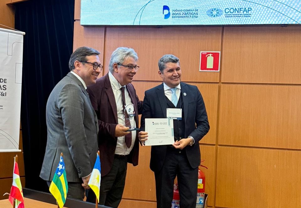 Fapesb é premiada por boas práticas em fomento à ciência, tecnologia e inovação